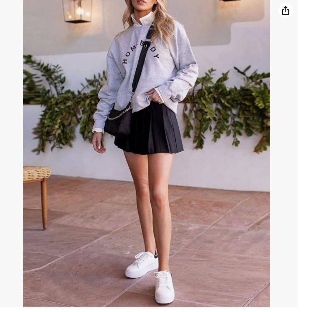 High Waisted Tennis Skirt - Picture 4 of 6